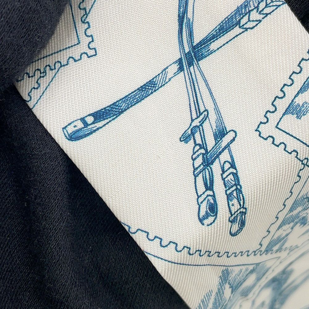 エルメス スカーフ ツイリー フォーブルの切手愛好家 HERMES シルクツイル 2025年秋冬