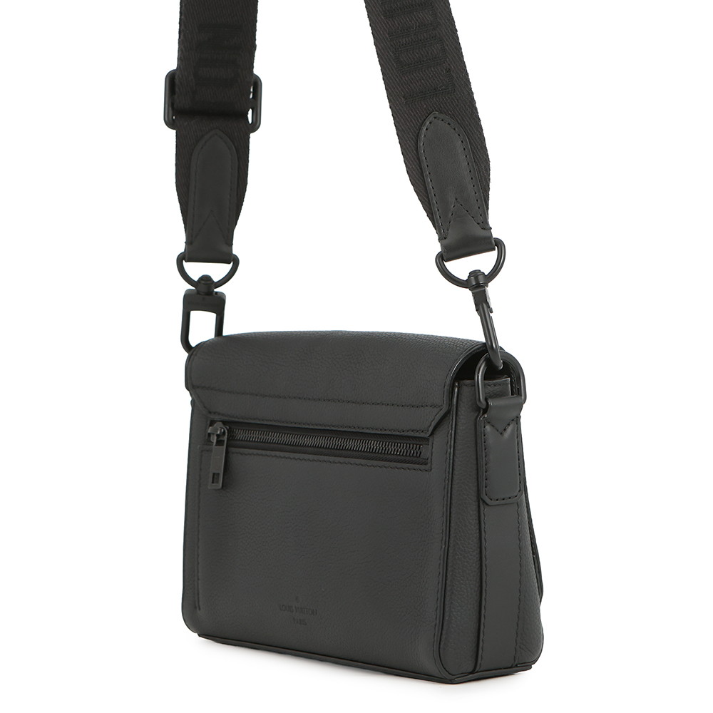 ルイヴィトン ショルダーバッグ LV アエログラム テイクオフ・メッセンジャーPM  M24769 LOUIS VUITTON ブラック 黒