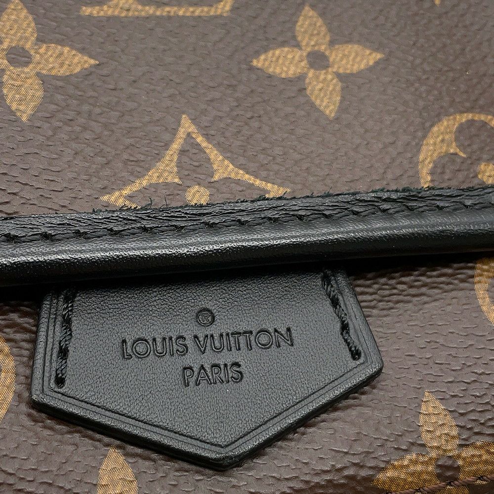 ルイヴィトン ショルダーバッグ モノグラム・マカサー マグネティック・メッセンジャー M45557 メンズ 黒 ブラック