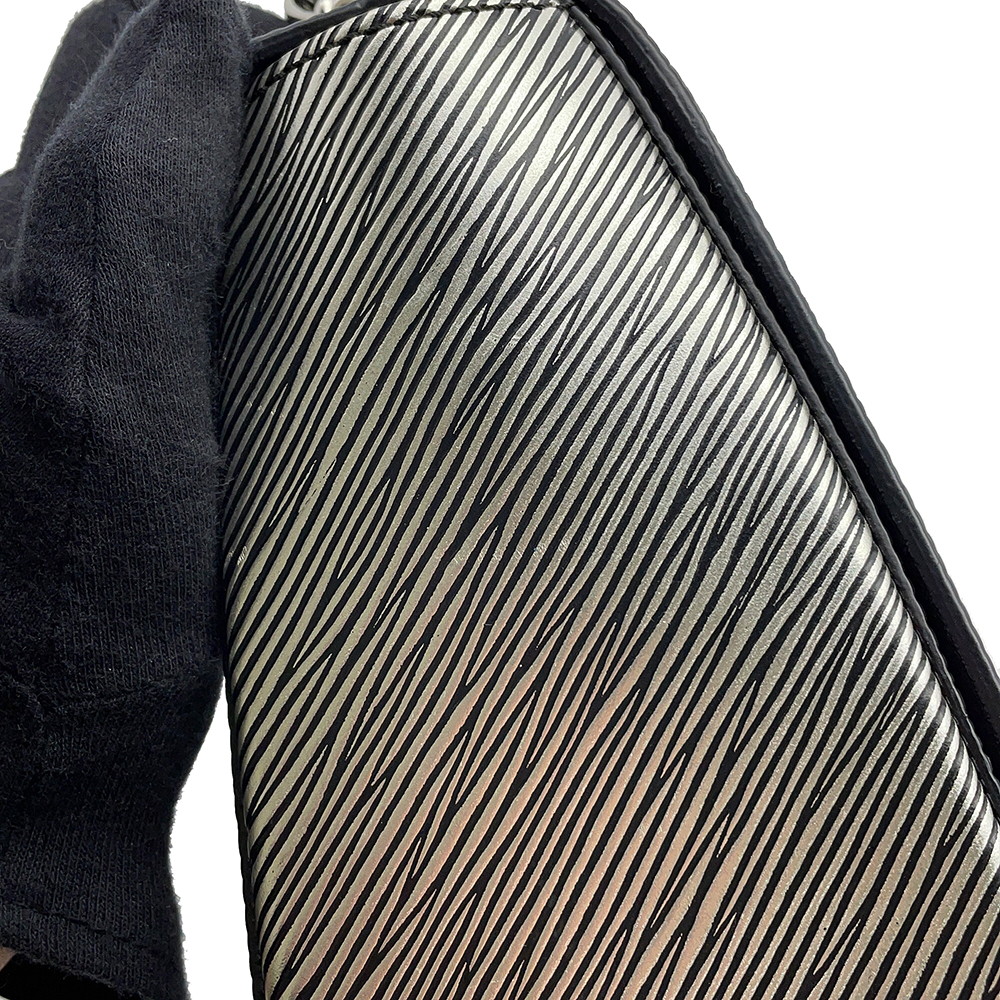 ルイヴィトン チェーンショルダーバッグ エピ ツイストMM M54855 LOUIS VUITTON 2way