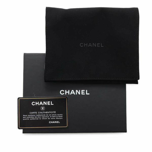 シャネル チェーンカードケース マドモアゼル マトラッセ ココマーク ラムスキン CHANEL 財布