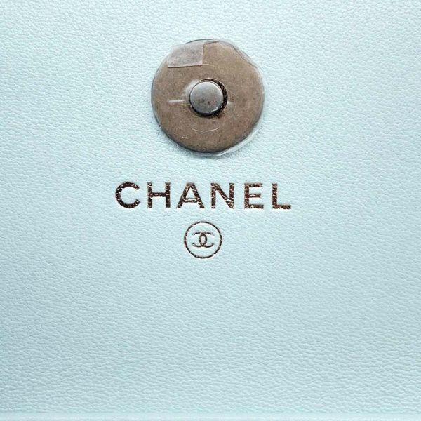 シャネル チェーンウォレット シャネル19 ラムスキン CHANEL