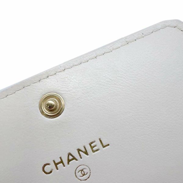 シャネル チェーンウォレット 19 コインパース ラムスキン CHANEL 財布 白