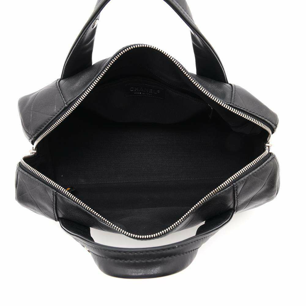 シャネル ハンドバッグ  ココマーク シェブロン A30899 CHANEL バッグ Vステッチ ミニボストンバッグ 黒
