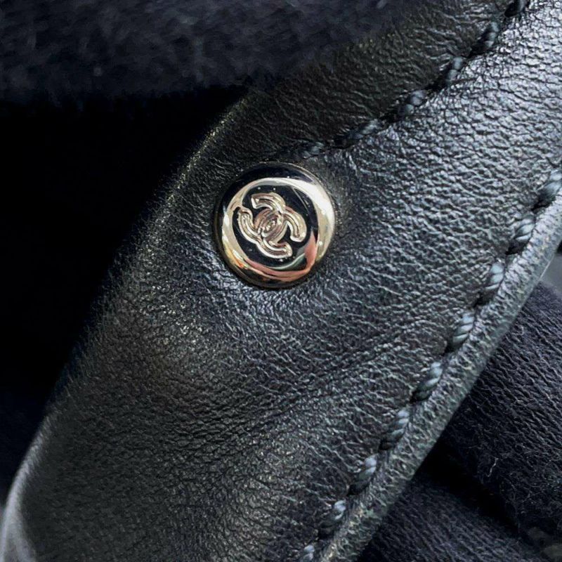 シャネル ハンドバッグ  ココマーク シェブロン A30899 CHANEL バッグ Vステッチ ミニボストンバッグ 黒