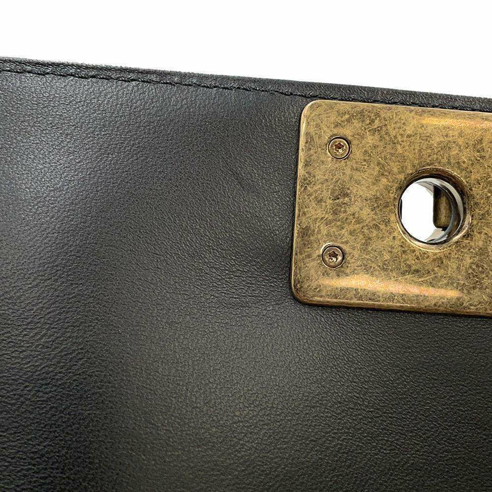 シャネル チェーンショルダーバッグ マトラッセ ココマーク ボーイシャネル A67086 CHANEL 黒 白