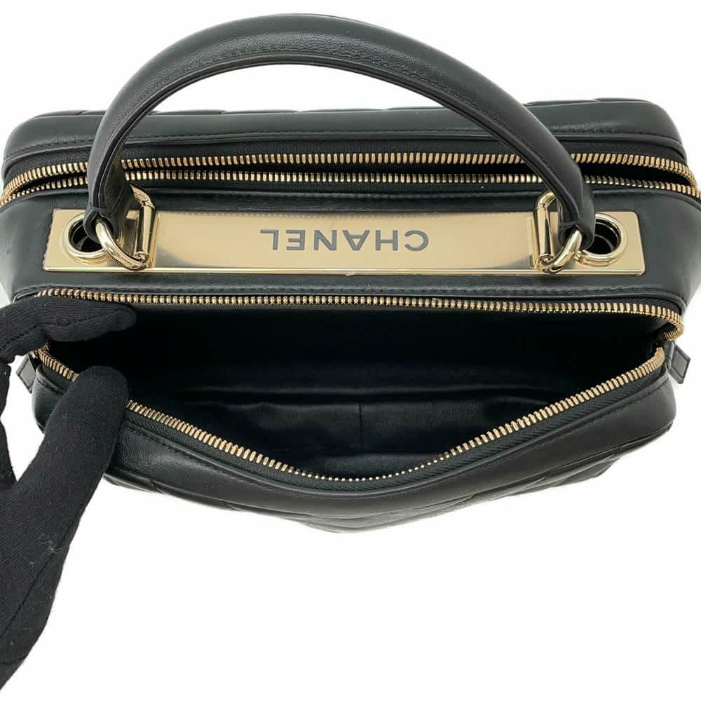 シャネル ハンドバッグ シェブロン ココマーク ボーリングバッグ ラムスキン CHANEL 2way 黒