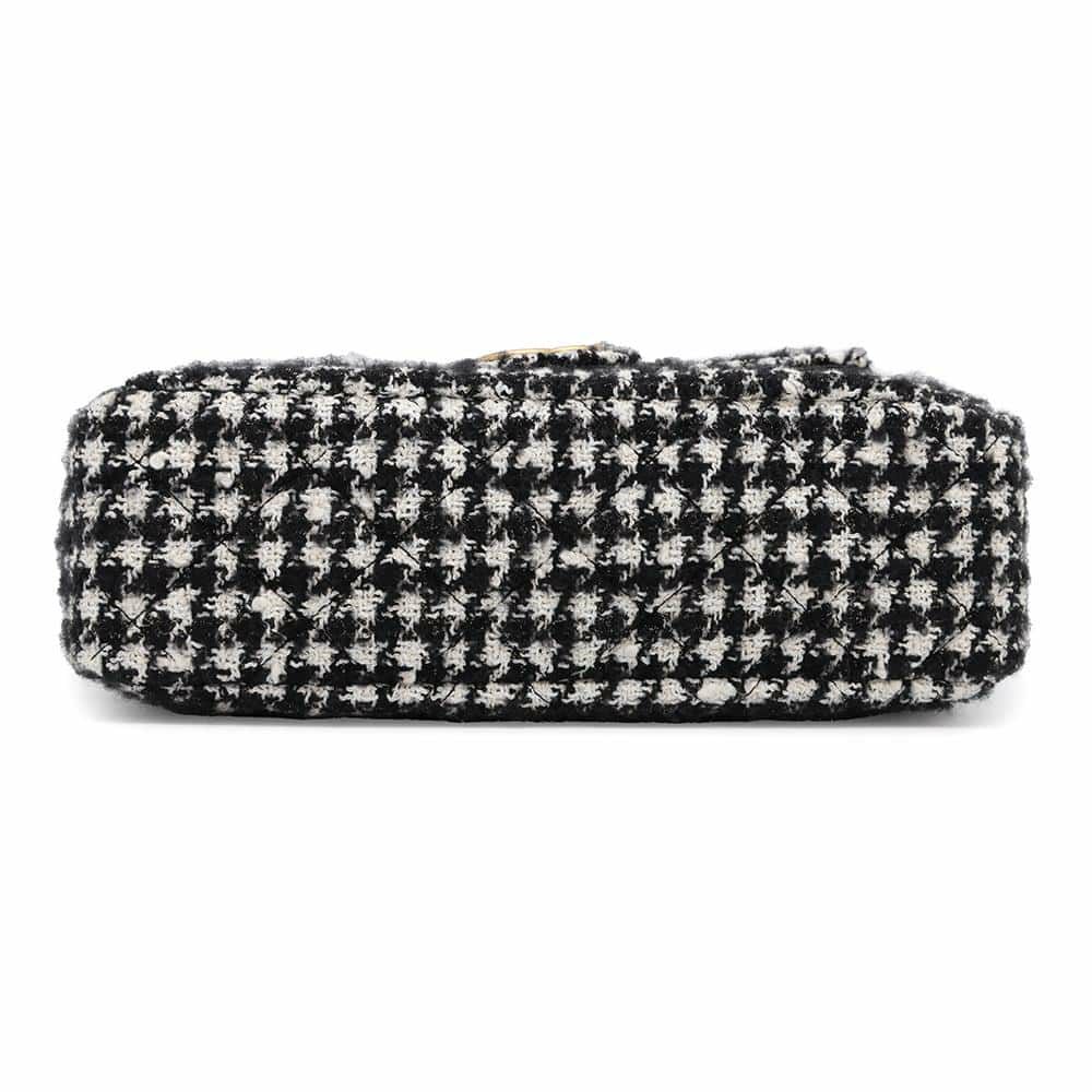 シャネル チェーンショルダーバッグ マトラッセ ココマーク ホーボーバッグ ツイード AS4322 CHANEL 2way 黒 白