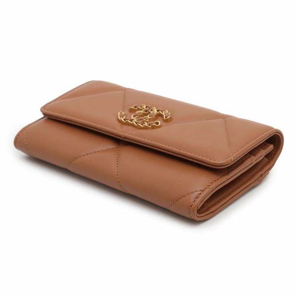 シャネル 二つ折り財布 ココマーク CHANEL19 フラップウォレット ミディアム ラムスキン AP0953 CHANEL