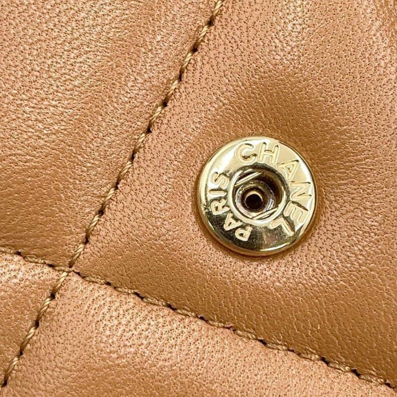 シャネル 二つ折り財布 ココマーク CHANEL19 フラップウォレット ミディアム ラムスキン AP0953 CHANEL