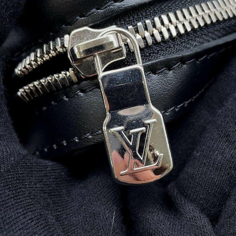 ルイヴィトン ショルダーバッグ ダミエ・グラフィット 3D トリオ・メッセンジャー N50017 LOUIS VUITTON ブラック 黒