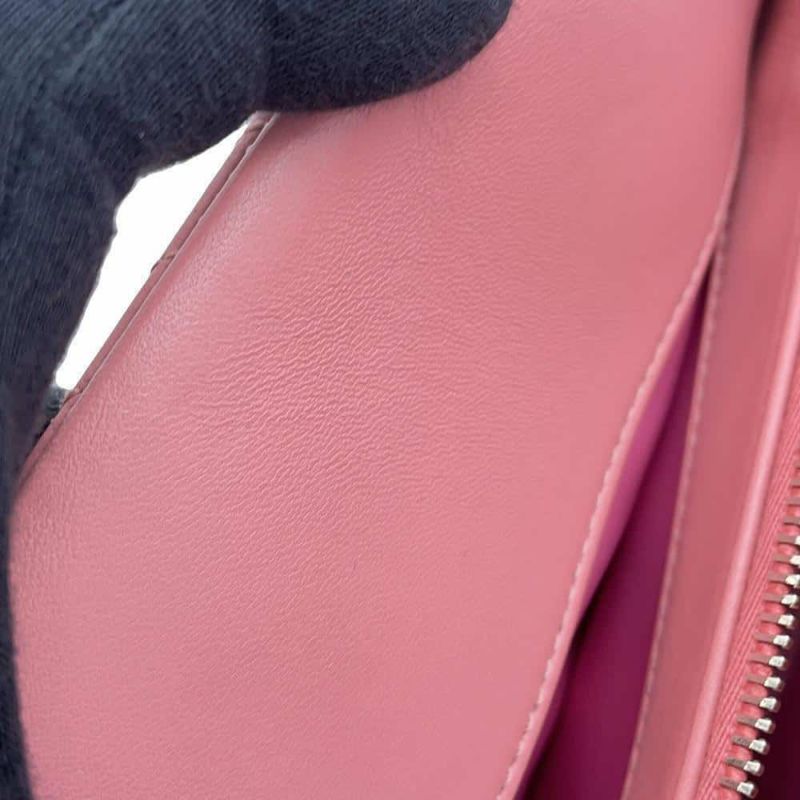 シャネル チェーンショルダーバッグ シェブロン ココマーク ラムスキン CHANEL バッグ Wチェーン