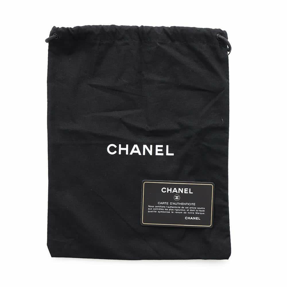シャネル チェーンショルダーバッグ マトラッセ ココマーク ターンロック シルバー CHANEL バッグ 黒