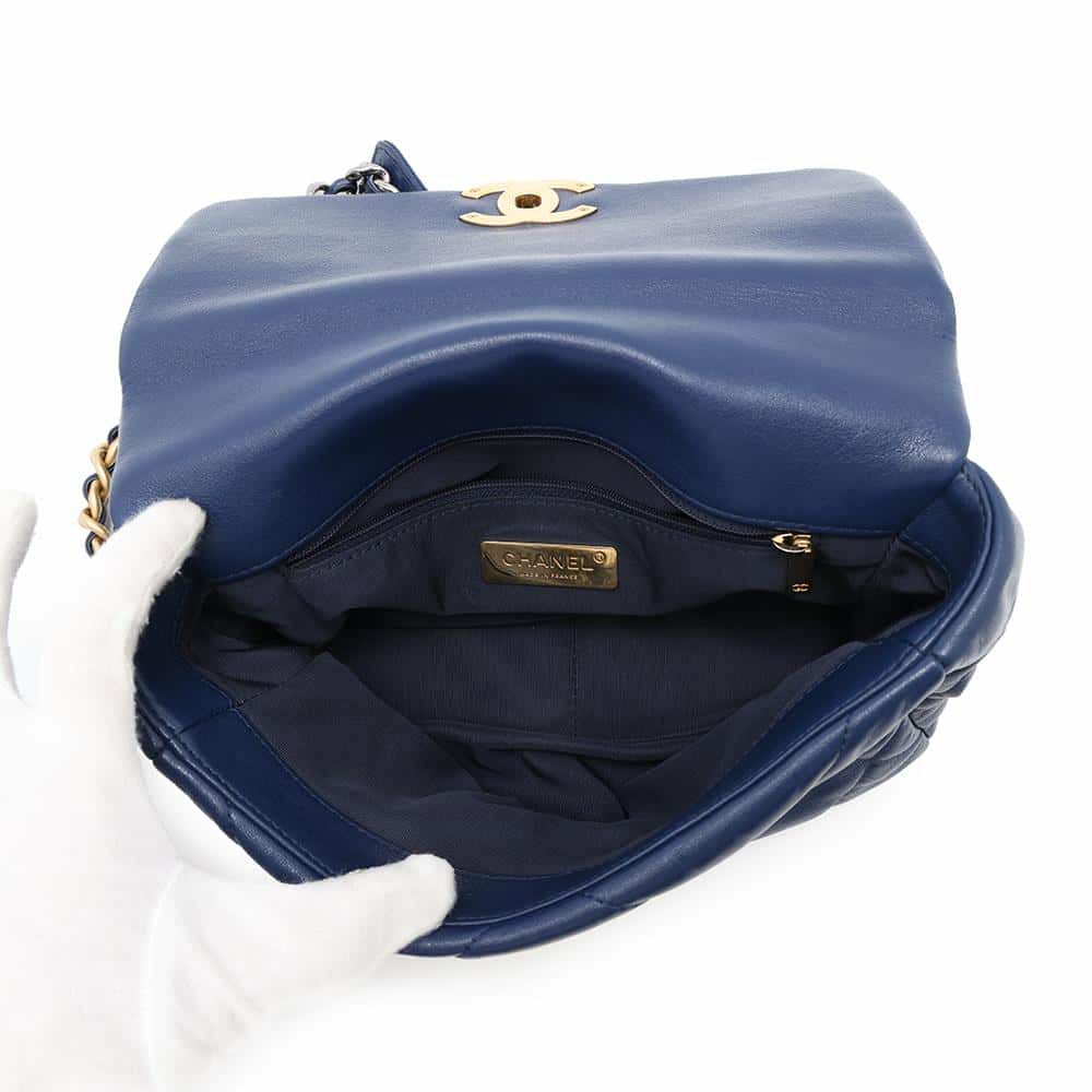 シャネル チェーンショルダーバッグ CHANEL19 マトラッセ ココマーク ラムスキン AS1160 CHANEL バッグ