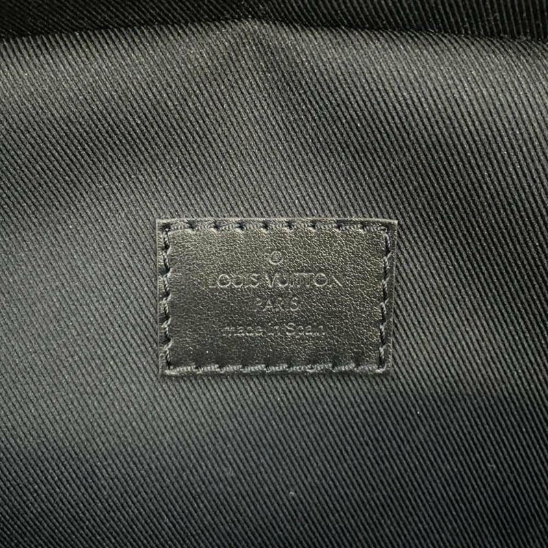 ルイヴィトン ボディバッグ モノグラム・マカサー アヴェニュー・スリングバッグ M46718 LOUIS VUITTON 黒 ブラック