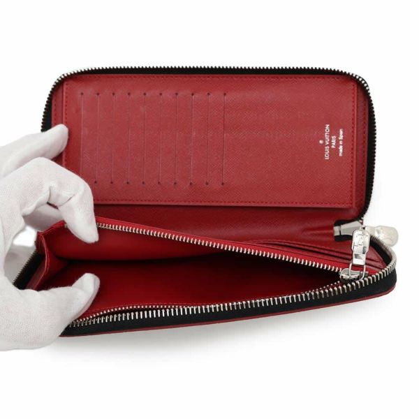 国内発☆Louis Vuitton 中がピンク！ダミエアズールジップ長財布
