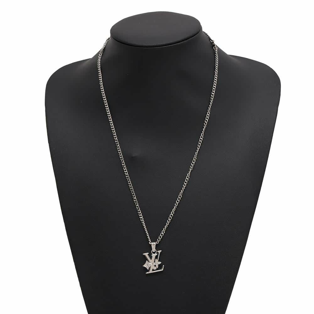 ルイヴィトン ネックレス ペンダント・モノグラム ロウ メタル M02254 LOUIS VUITTON アクセサリー