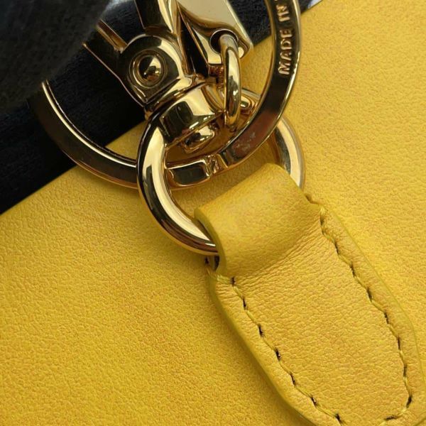 フェンディ キーホルダー ミニボックス レザー 7AR894 FENDI チャーム