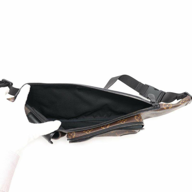 ルイヴィトン ボディバッグ モノグラム・マカサー クリストファー・バムバッグ M45337 ヴィトン メンズ ブラック 黒