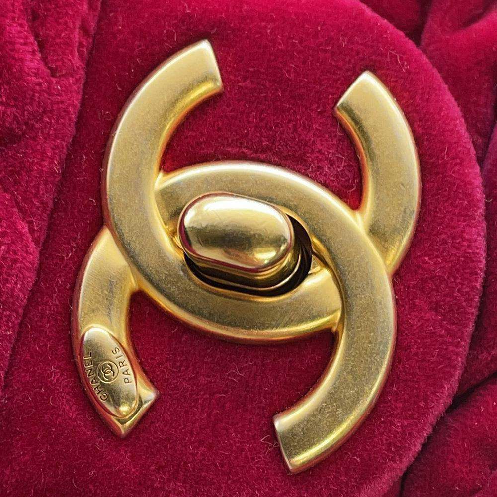 シャネル チェーンショルダーバッグ ココマーク カメリア ミニフラップバッグ ベルベット CHANEL バッグ