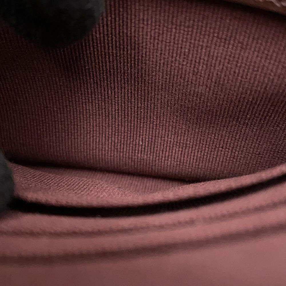 シャネル チェーンショルダーバッグ フラップ フォンケース マトラッセ ココマーク キャビアスキン AP2096 CHANEL ポシェット 黒