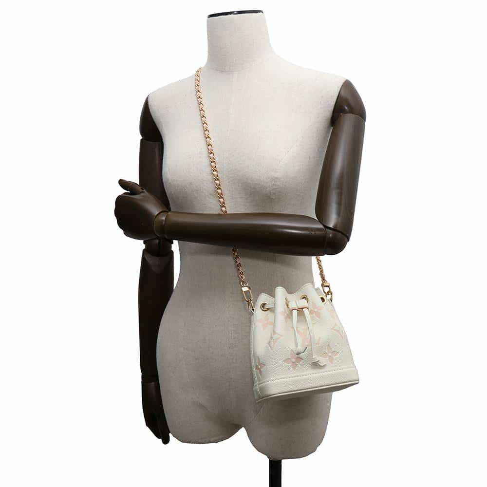 ルイヴィトン ハンドバッグ バイカラー モノグラム・アンプラント ナノ・ノエ LOUIS VUITTON 2wayショルダー 白