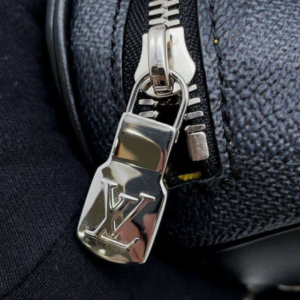 ルイヴィトン ボディバッグ ダミエ・グラフィット リンク バムバッグ N40276 LOUIS VUITTON ブラック 黒