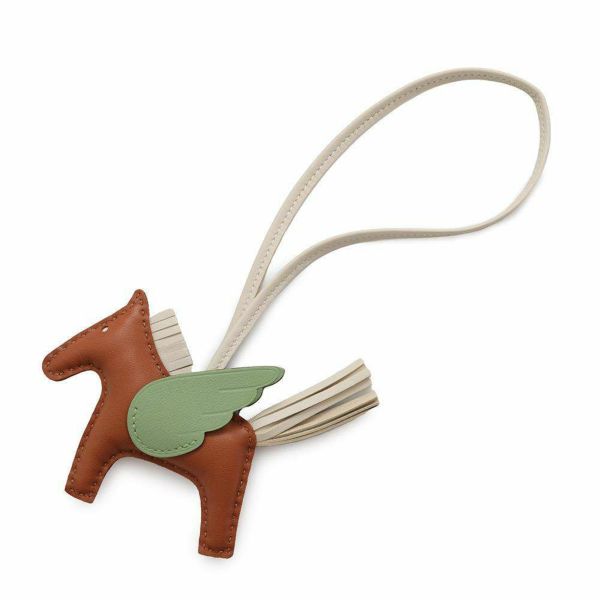 エルメス バッグチャーム ロデオPM ペガサス ゴールド/クレ/ヴェールクリケット ラムスキン B刻印