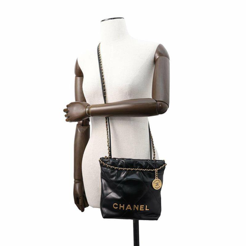 シャネル ハンドバッグ CHANEL 22 ミニ ココマーク シャイニーカーフレザー AS3980 CHANEL 2wayショルダーバッグ 黒