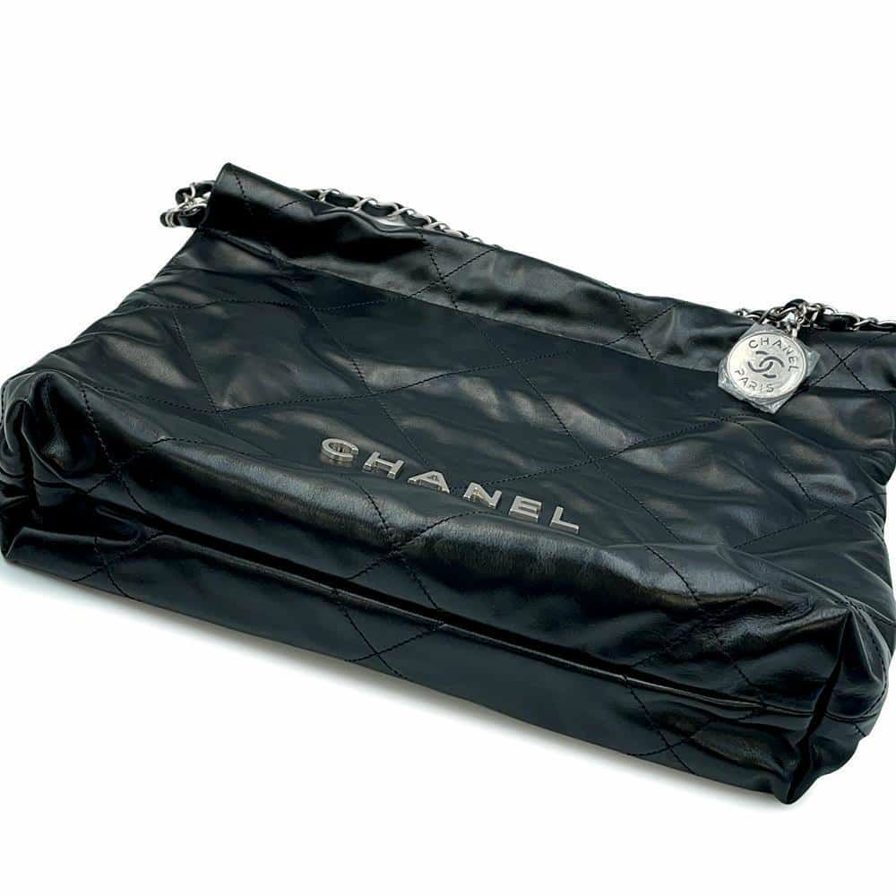 シャネル ハンドバッグ CHANEL 22 マトラッセ スモール シャイニーカーフレザー AS3260 ショルダーバッグ ポーチ付き 黒