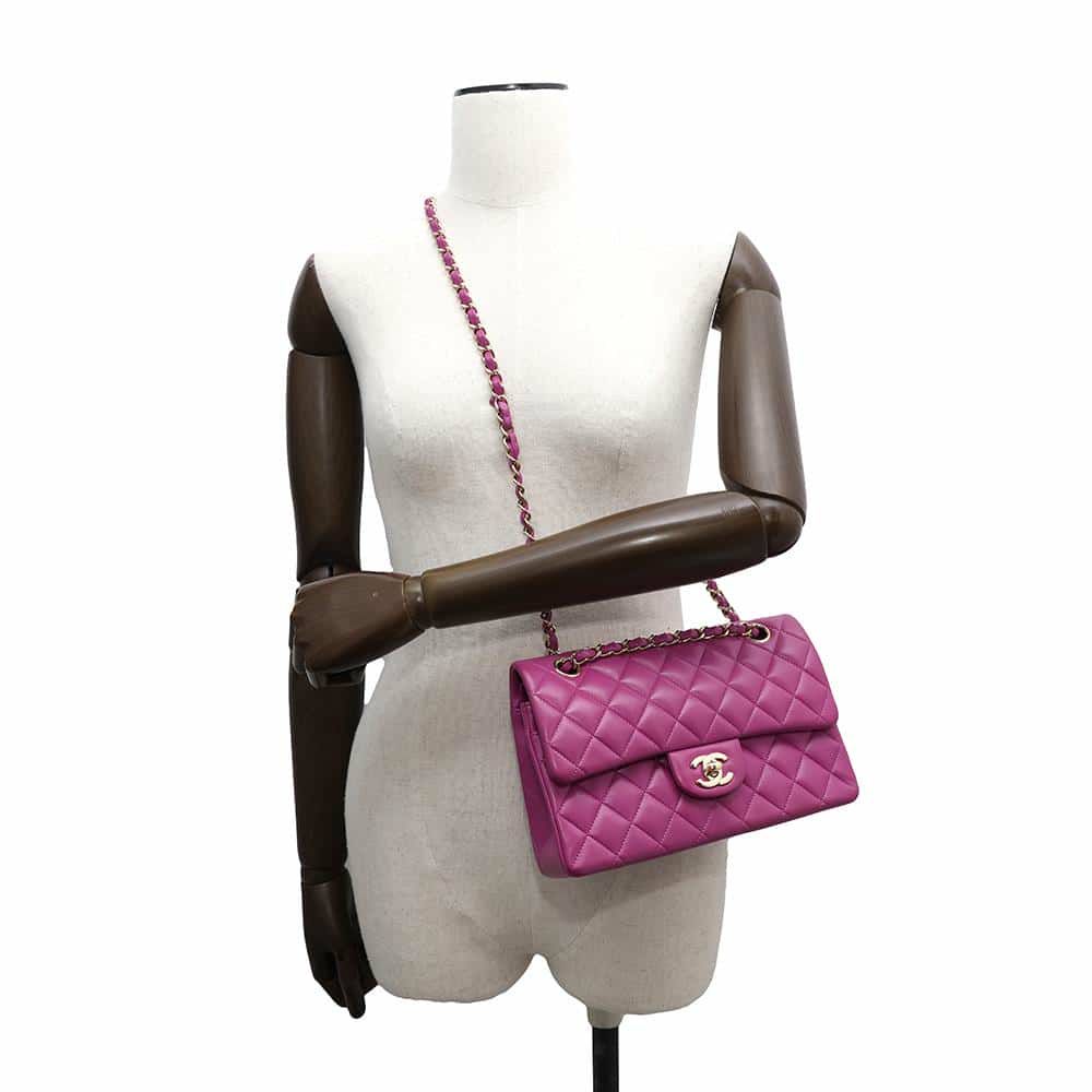 シャネル チェーンショルダーバッグ マトラッセ23 ココマーク ダブルフラップ ラムスキン A01113 CHANEL