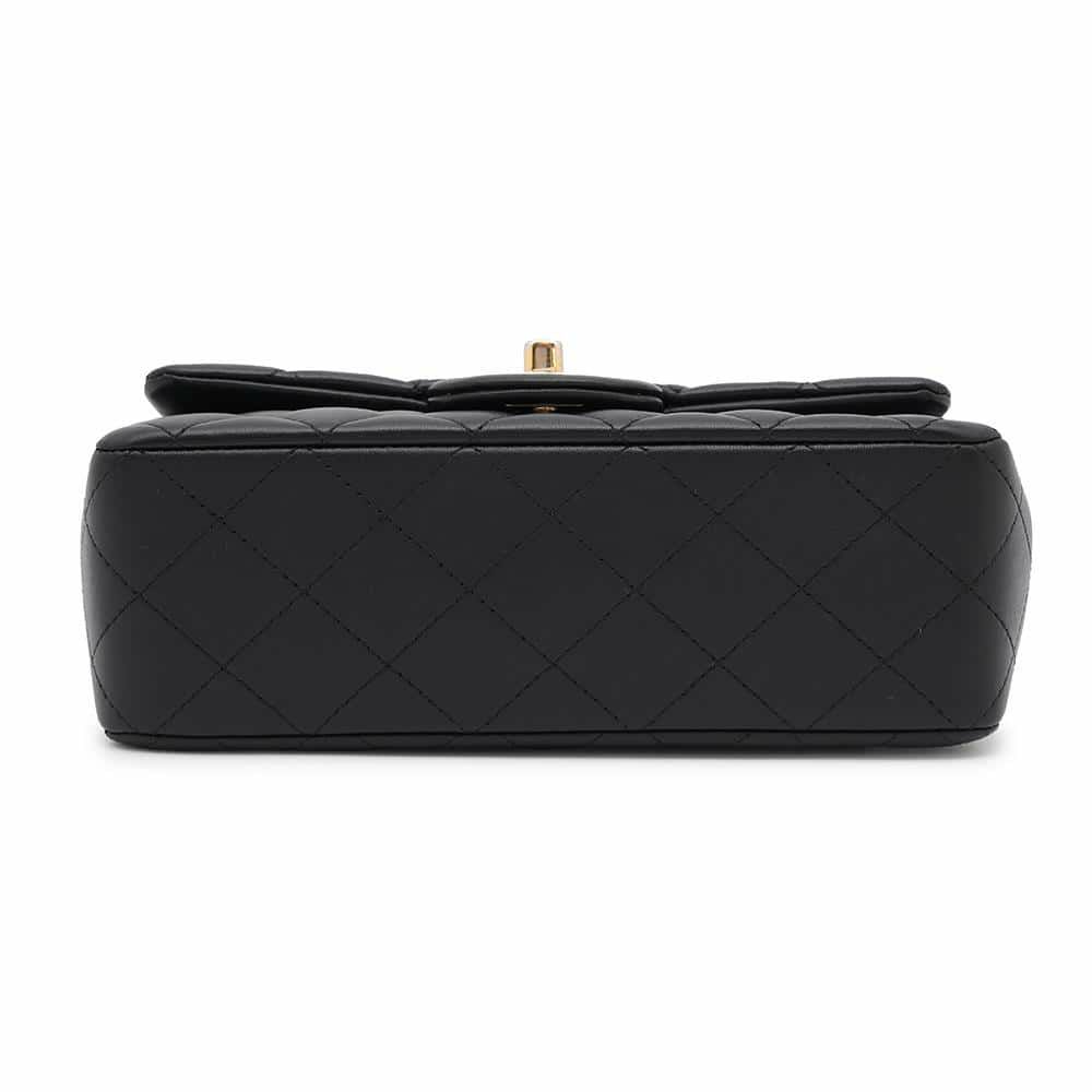 シャネル チェーンショルダーバッグ マトラッセ ココマーク トップハンドル ミニ フラップ ラムスキン AS2431 CHANEL 黒