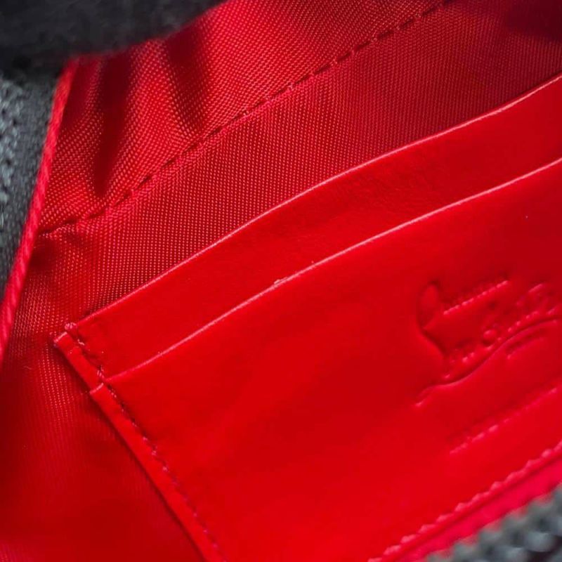 クリスチャン・ルブタン ボディバッグ ブラスター クロスボディ 型押しレザー 1215059 Christian Louboutin 黒