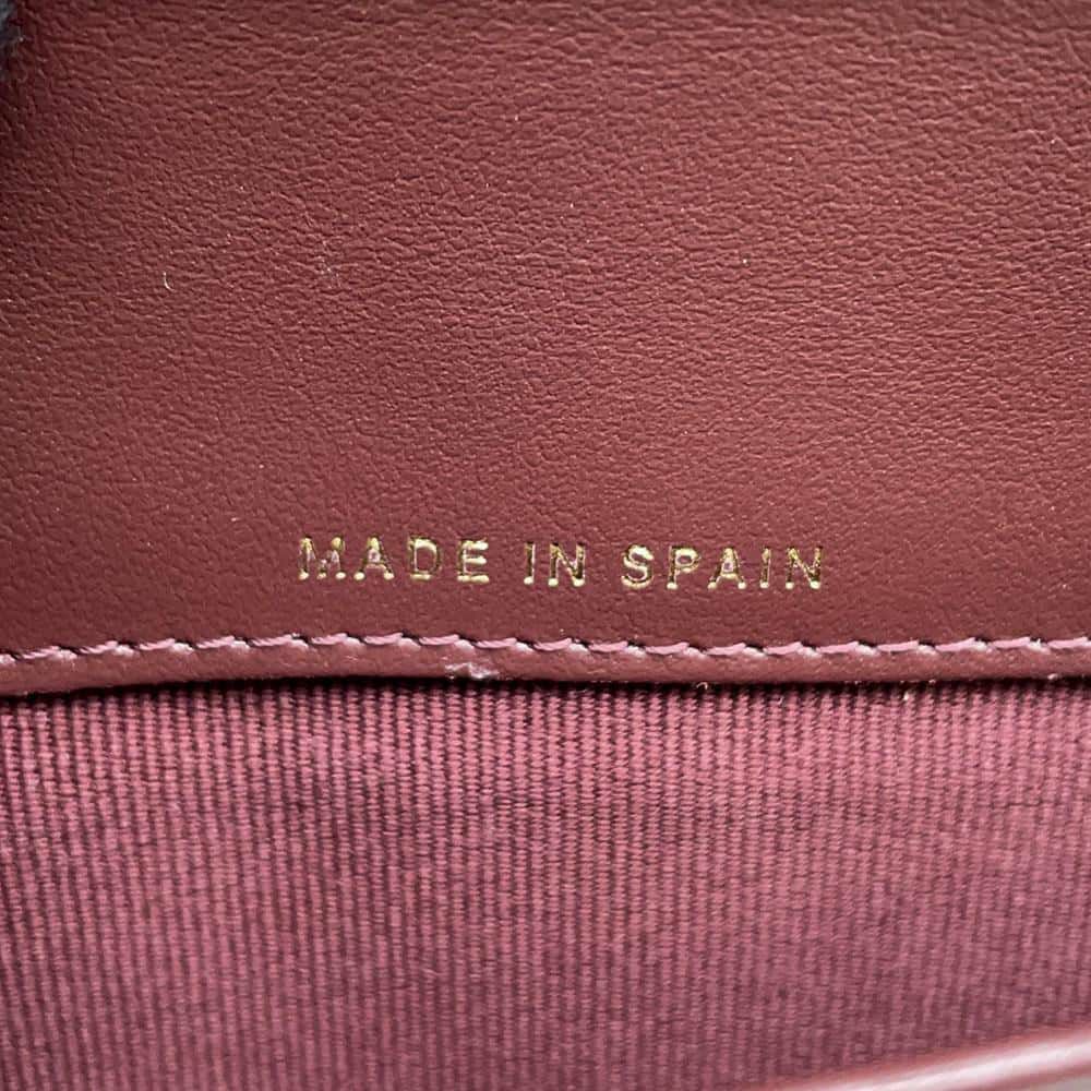 シャネル 2つ折り長財布 マトラッセ ココマーク キャビアスキン AP3877 CHANEL 財布 黒