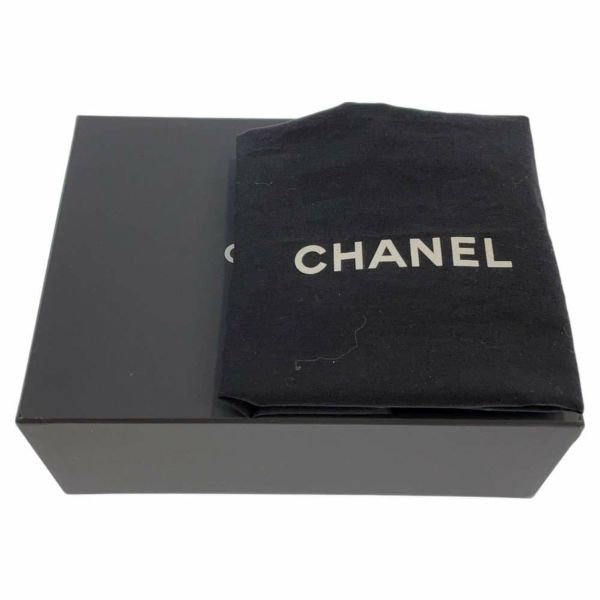 シャネル チェーンウォレット CHANEL 19 マトラッセ ココマーク キルティング ラムスキン AP0957 財布