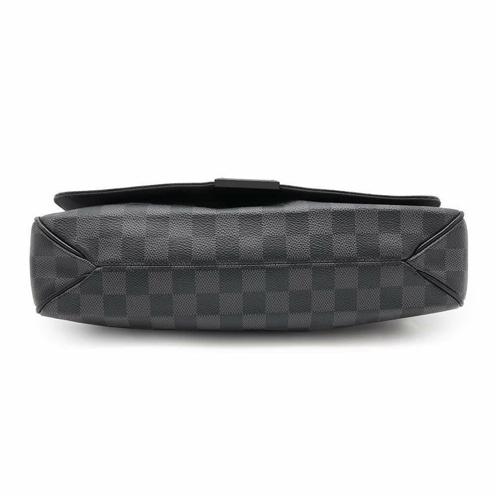 ルイヴィトン ショルダーバッグ ダミエ・グラフィット ディストリクトMM N41272 LOUIS VUITTON 黒 ブラック