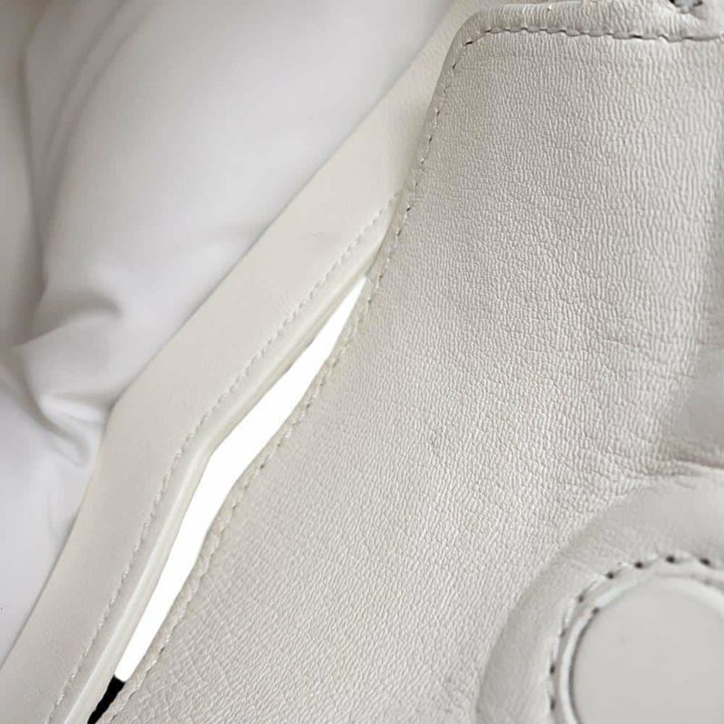 メゾンマルジェラ ショルダーバッグ グラムスラム ミディアム ラムスキン S61WD0026 Maison Margiela 白