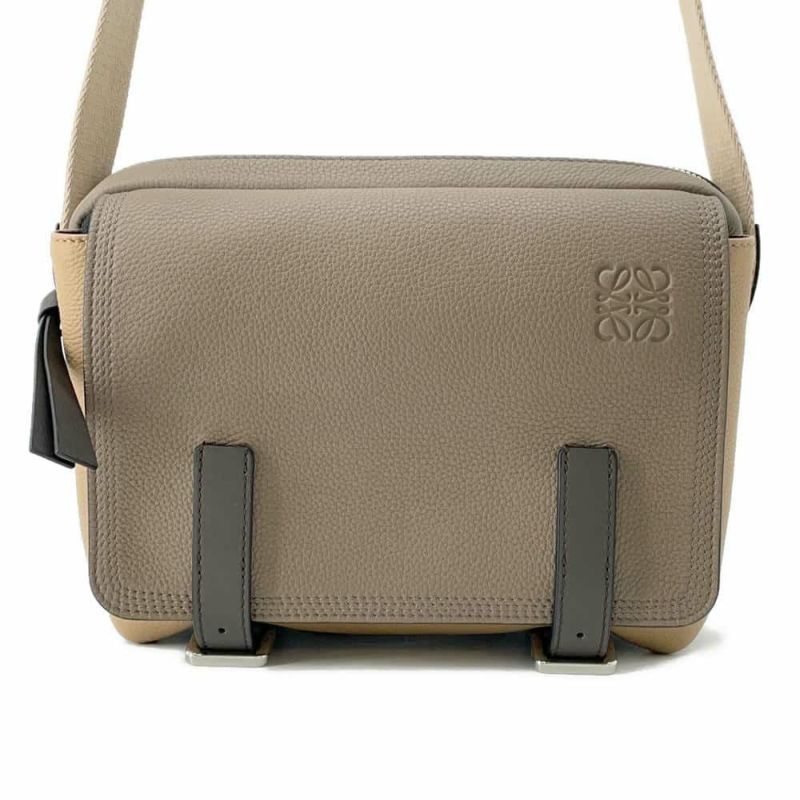 ロエベ ショルダーバッグ ミリタリー メッセンジャーバッグXS レザー 313.53BU20 LOEWE