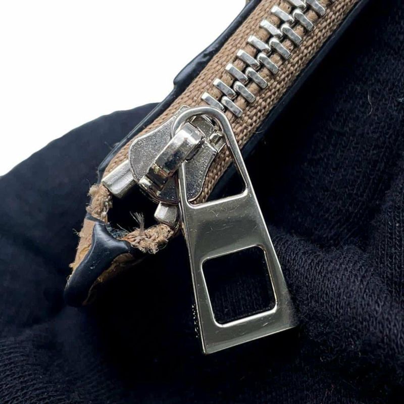 ロエベ カードケース アナグラム レザー 107.55GK07 LOEWE コインケース フラグメントケース