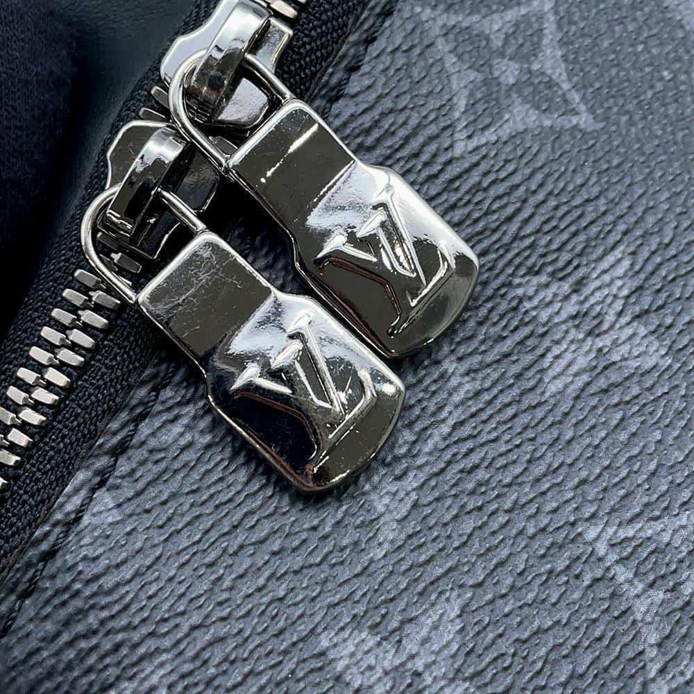 ルイヴィトン ボディバッグ モノグラム・エクリプス ディスカバリー・バムバッグ M44336 LOUIS VUITTON ブラック 黒
