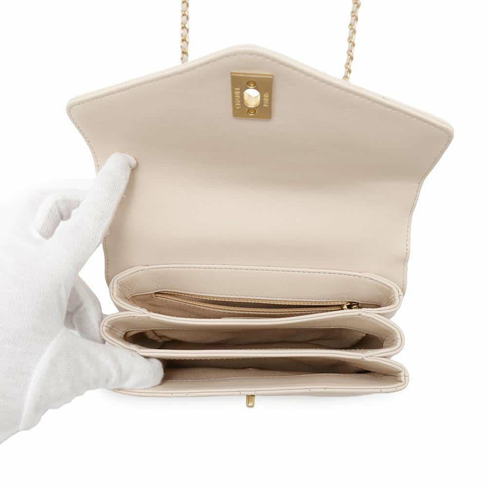 シャネル ハンドバッグ ココマーク マトラッセ トップハンドル ラムスキン AS0626 CHANEL 2way