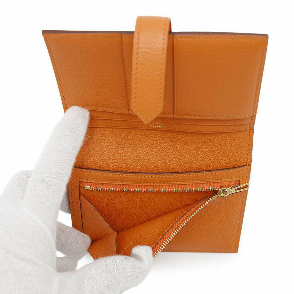 エルメス 二つ折り財布 ベアンコンパクト オレンジ/ゴールド金具 シェブルミゾル W刻印 財布 シェーブル
