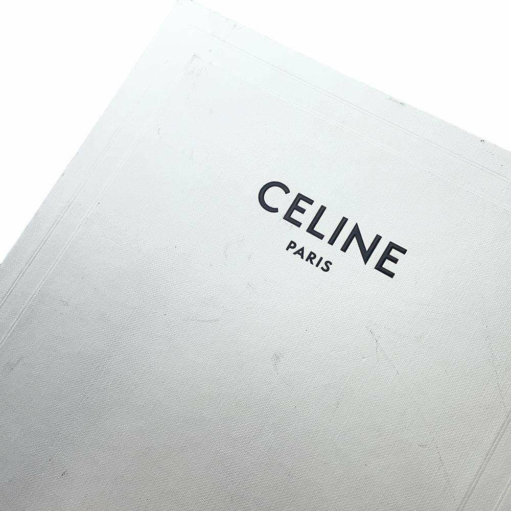 セリーヌ チェーンウォレット マーゴ カーフレザー 10L033DPV.38NO CELINE バッグ 長財布 黒