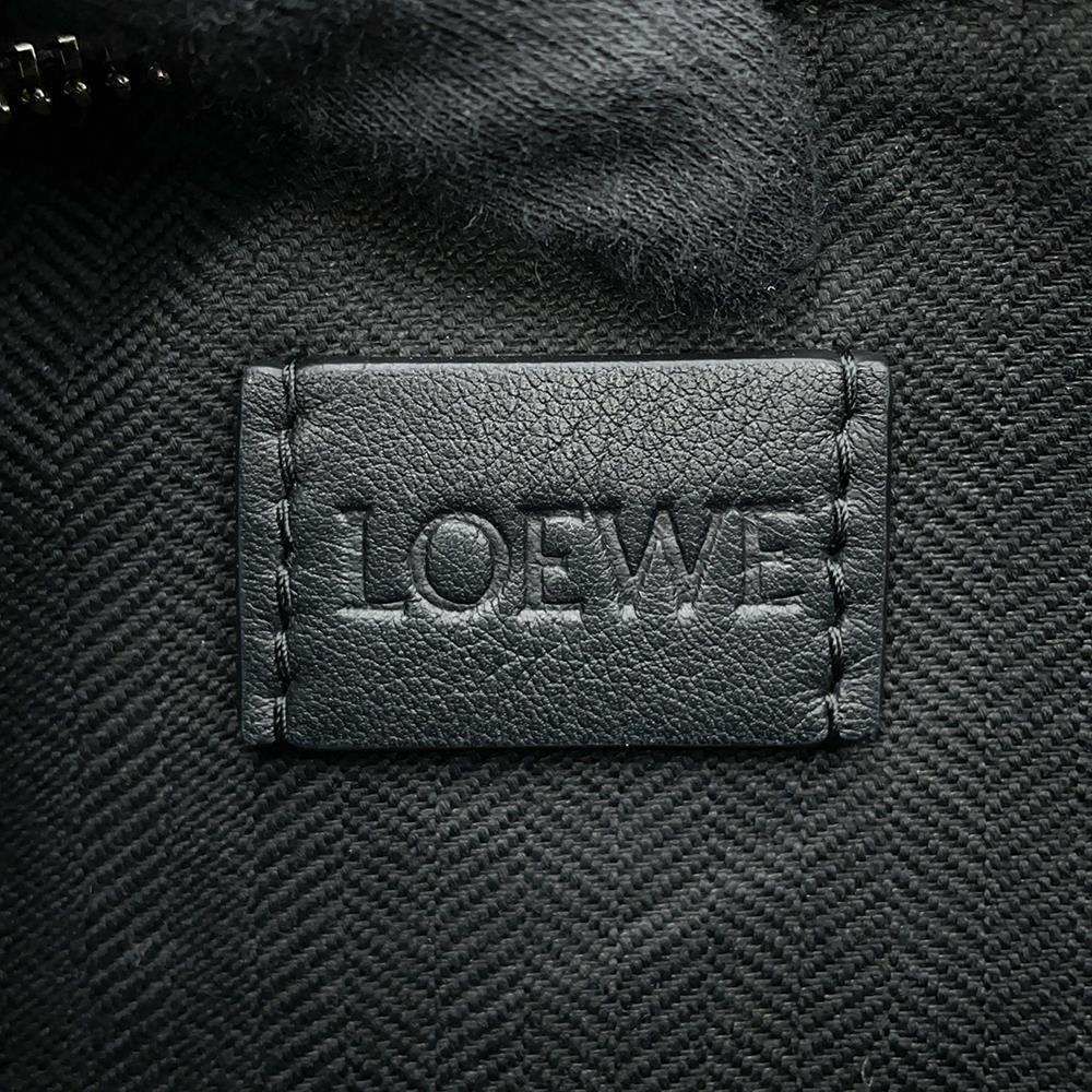 ロエベ ショルダーバッグ キュービィ スモール カーフレザー B906Q63X04 LOEWE 黒