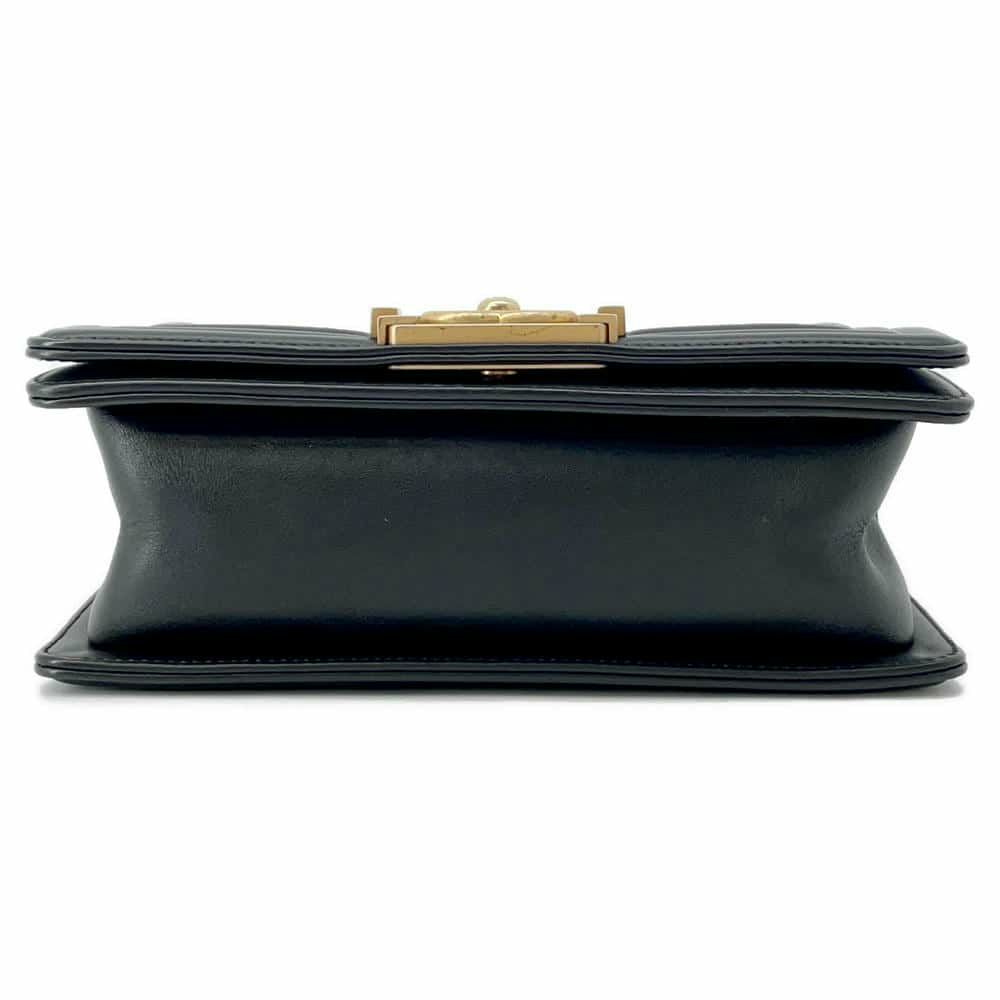 シャネル チェーンショルダーバッグ ボーイシャネル スモール マトラッセ ココマーク A67085 BOY CHANEL バッグ 黒