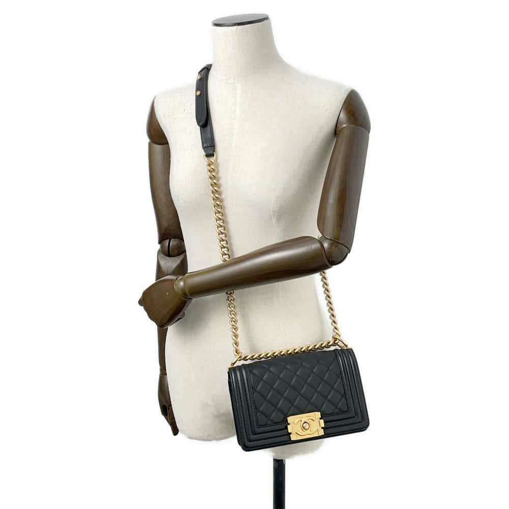 シャネル チェーンショルダーバッグ ボーイシャネル スモール マトラッセ ココマーク A67085 BOY CHANEL バッグ 黒