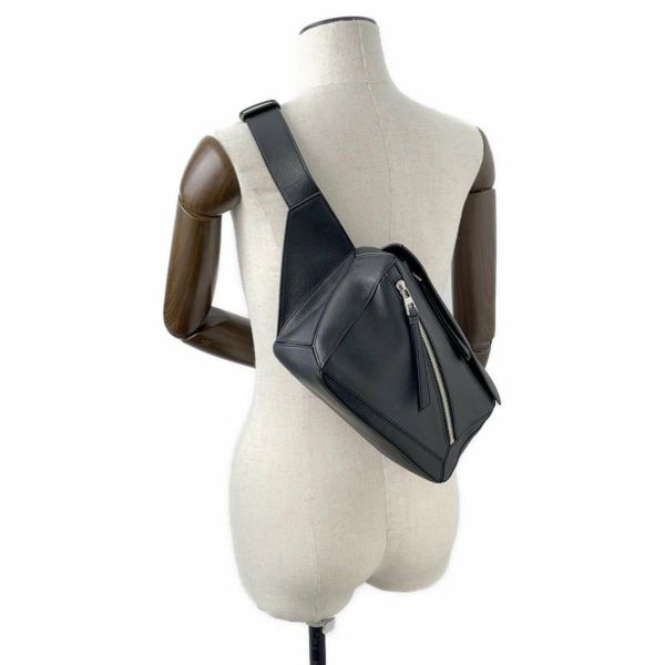 ロエベ ボディバッグ パズル バムバッグ スモール B510P35X09 LOEWE バッグ 黒