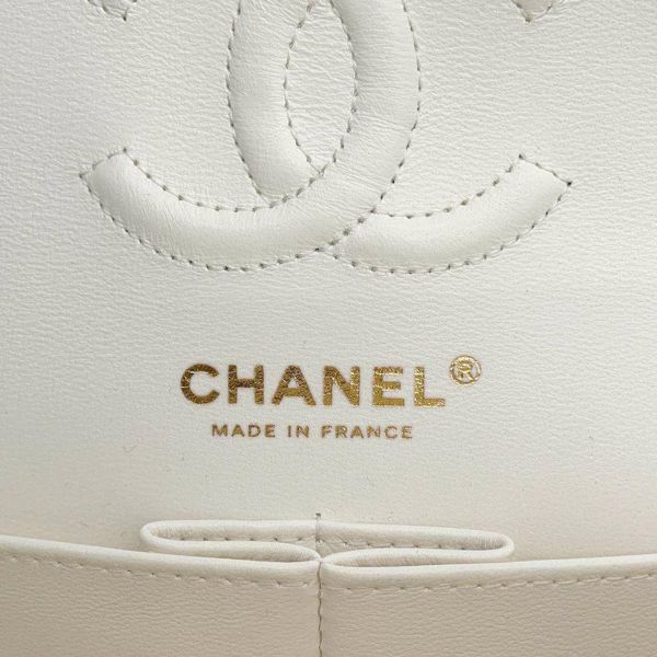 シャネル チェーンショルダーバッグ マトラッセ ココマーク キャビアスキン A01113 ダブルフラップ CHANEL バッグ 白