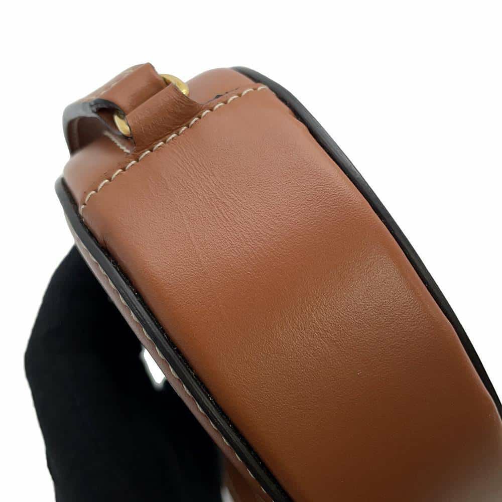 セリーヌ ショルダーバッグ オーバルパース キュイルトリオンフ 10I703DPQ CELINE バッグ
