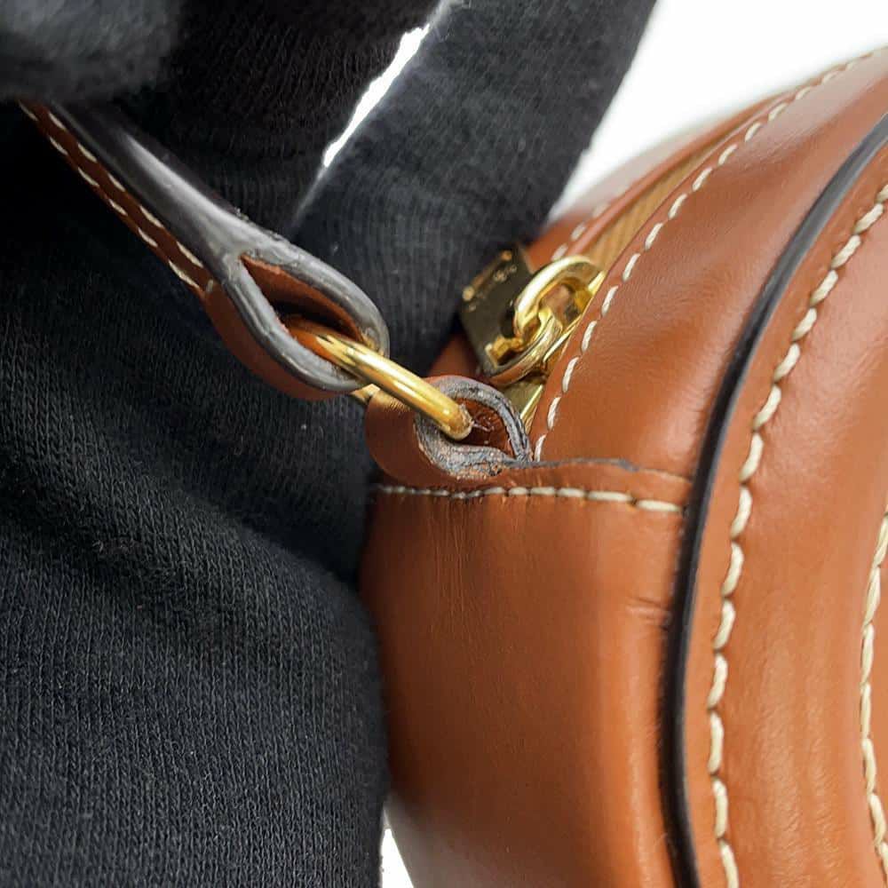 セリーヌ ショルダーバッグ オーバルパース キュイルトリオンフ 10I703DPQ CELINE バッグ
